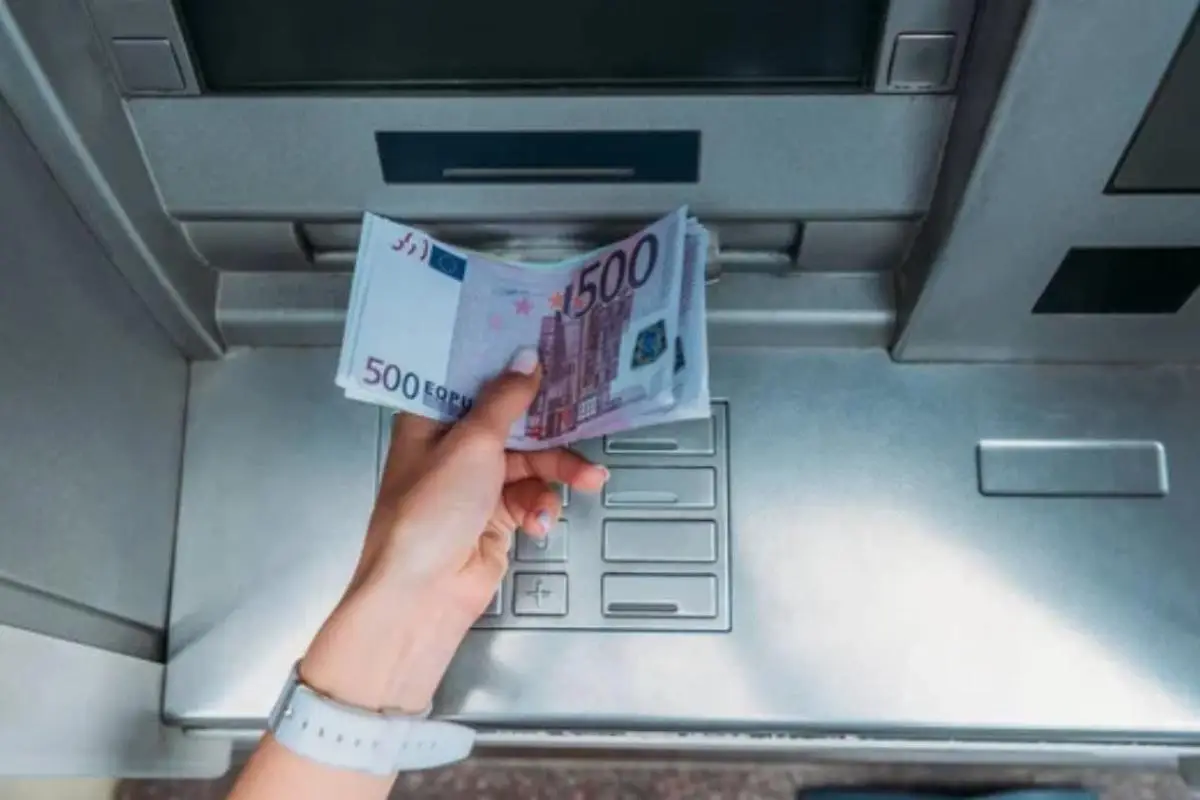 Paura per conti correnti e contanti a casa: le nuove regole della UE